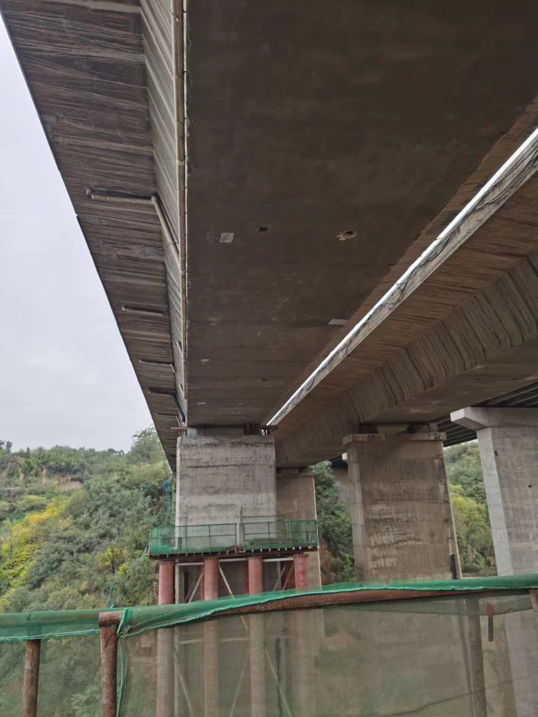 湖南桥梁加固前制定可行设计方案图并用对施工方法